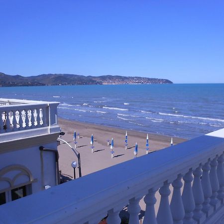 Aparthotel Il Lido Giannella Exterior foto