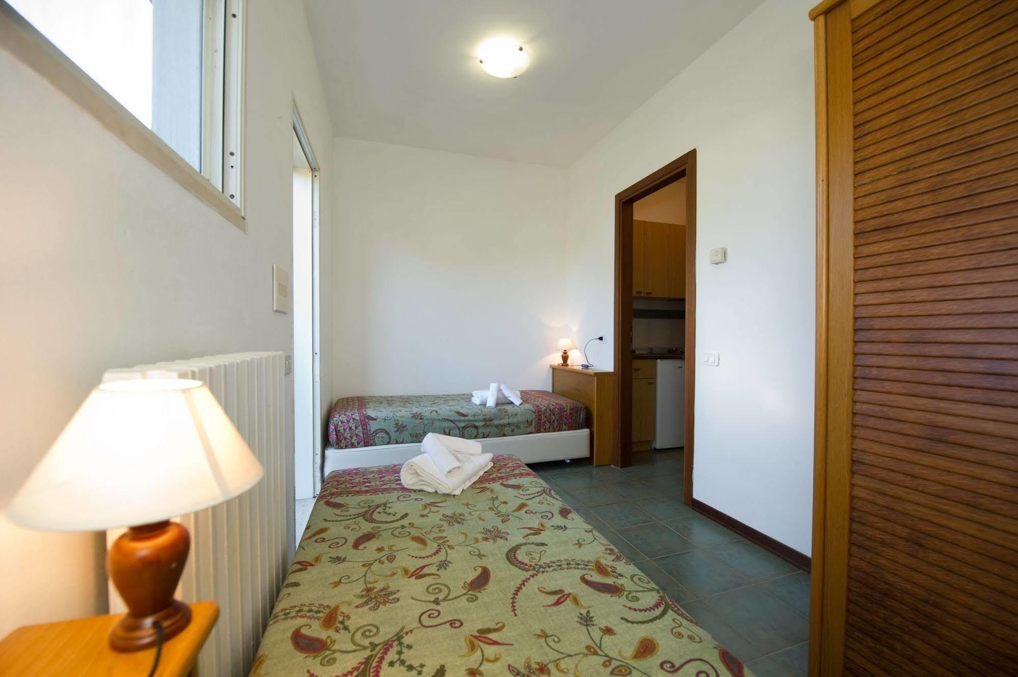 Aparthotel Il Lido Giannella Exterior foto